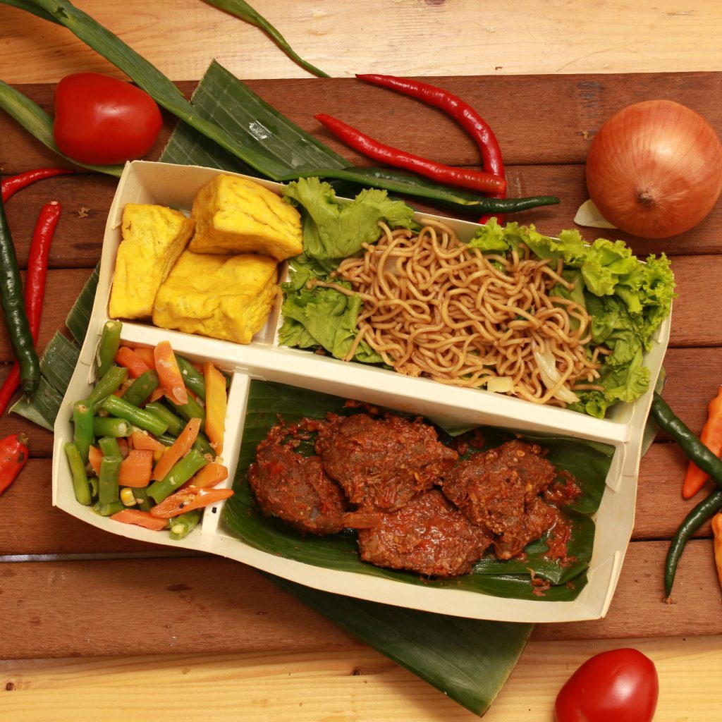 Family Box Rendang Daging